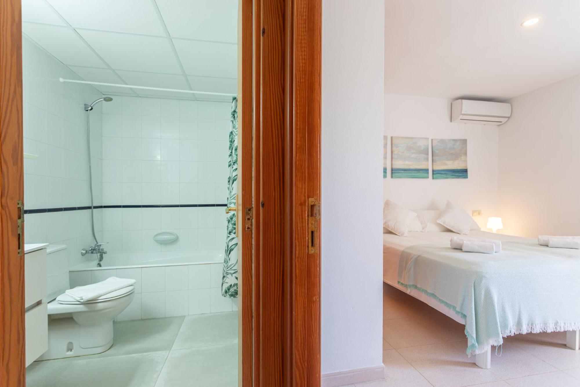 Apartamentos Es Dolc Colonia de Sant Jordi Esterno foto